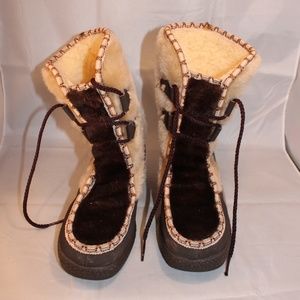 Vintage Snowland Boots size 7